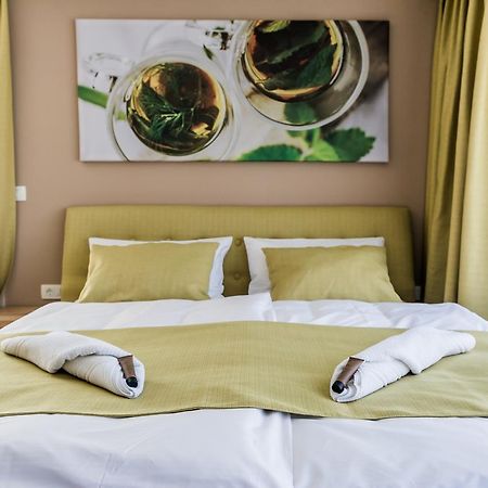 Bed & Breakfast Tea Rooms Lubiana Esterno foto