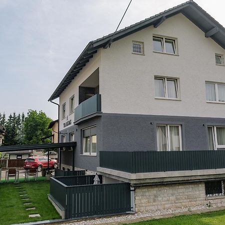 Bed & Breakfast Tea Rooms Lubiana Esterno foto