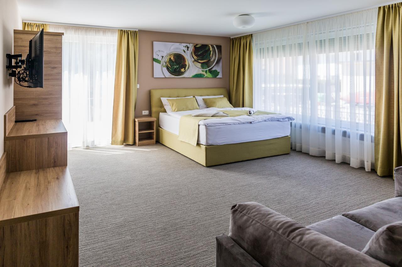 Bed & Breakfast Tea Rooms Lubiana Esterno foto