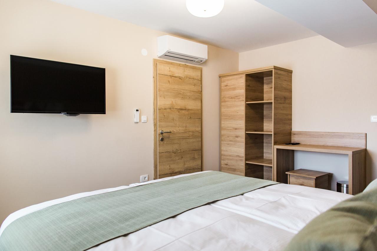Bed & Breakfast Tea Rooms Lubiana Esterno foto